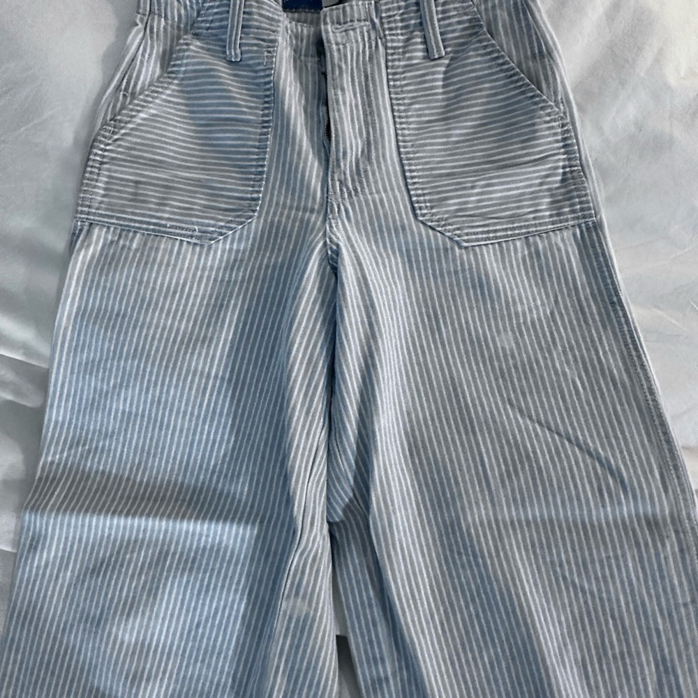 Loose fitting Blue and white striped jeans